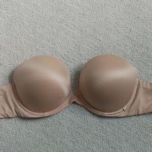 Victoria's Secret Strapless Very Sexy Pushup Bra 34DD